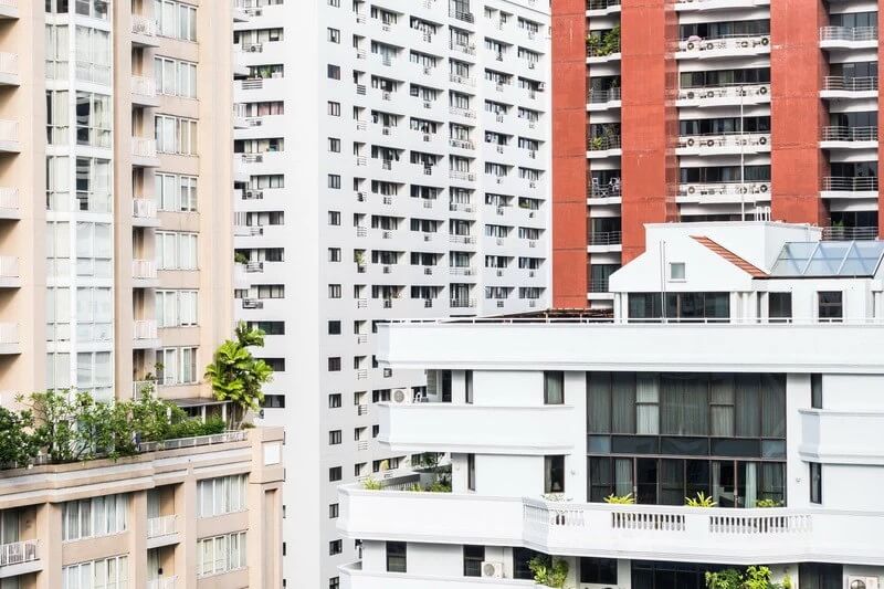 在以下情況下，屋宇署會代業主進行工程